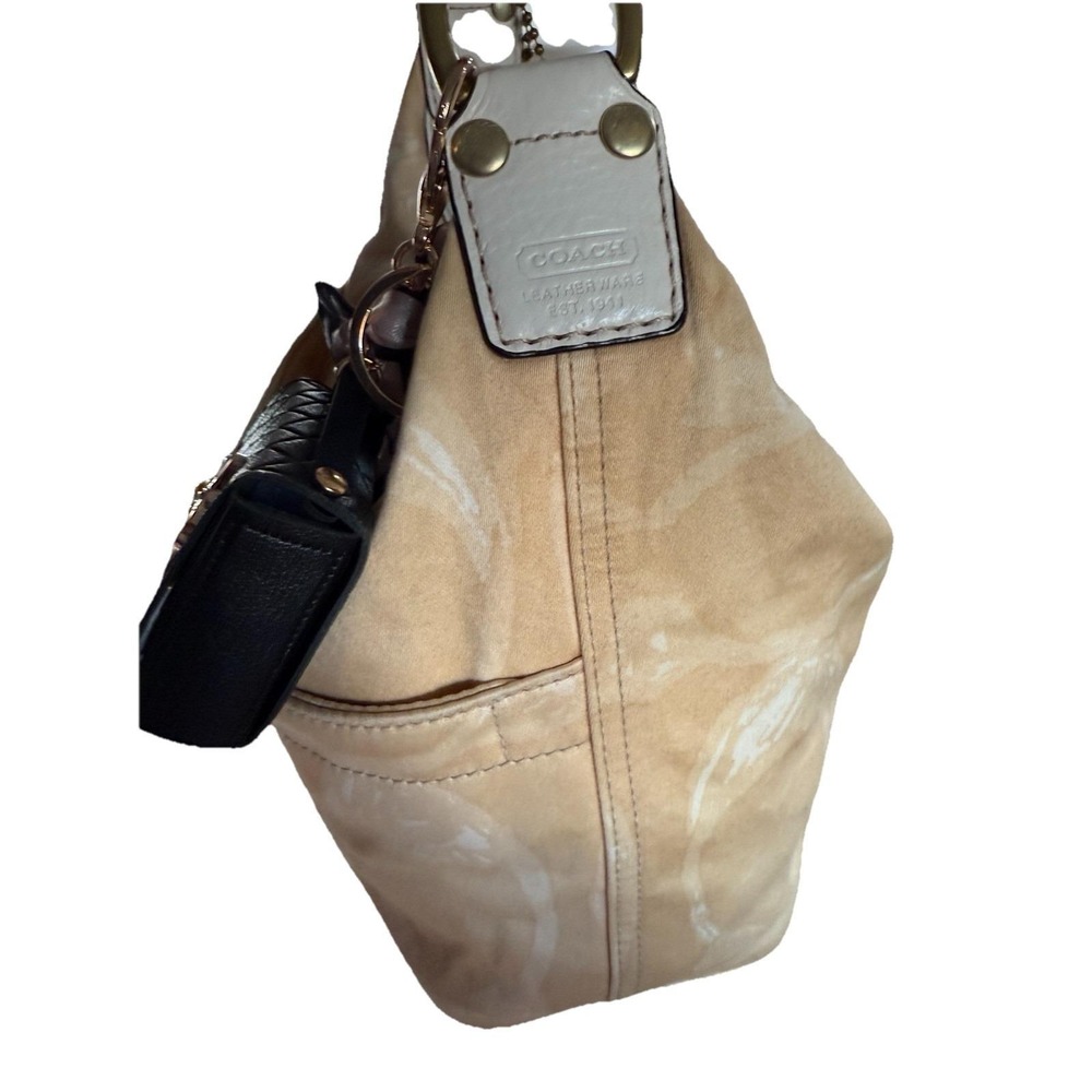 COACH KHAKI SIGNATURE SCRIBBLE HOBO BAG Purse SATCHEL With Charm - Picture 4 of 6